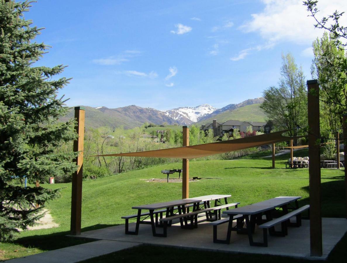 Luxury Townhouse In Wolf Creek Villa Eden Exterior photo